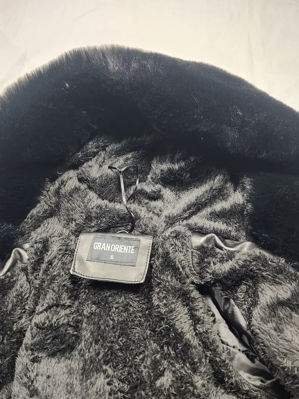Gran Oriente Black Faux Leather And Faux Fur Hooded Winter Jacket Size Small